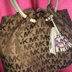 Michael Kors Bag (matching wallet)